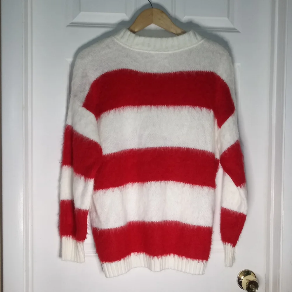 BP Oversize Brushed Pullover Red Ivory Striped XS